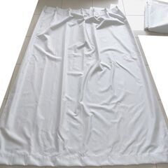 カーテン【白】【大型】【防音・断熱・遮光・形状記憶加工】横幅 94 cm / 丈 190 cm / 2 枚の画像