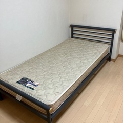 ベッド