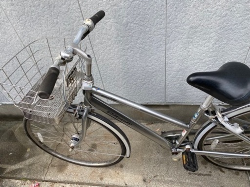 中古アルトベルト27インチ