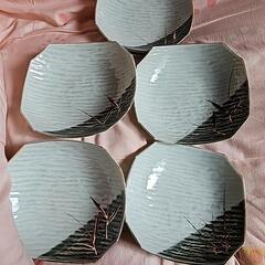 金縁和風の食器　５枚　の画像