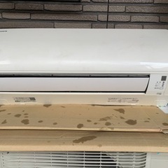（取引中）試運転、内部クリーニング済み。14畳用エアコン！室外機込み！