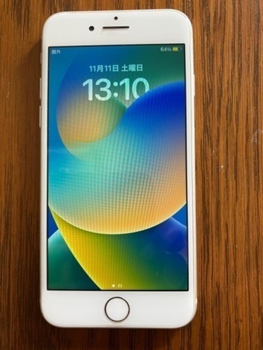iPhone8  シルバー  SIM解除済