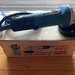 マキタ　100mmディスクグラインダーの画像