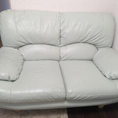 2人がけソファ　おしゃれなミントグリーン