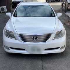乗って帰れます！今月限定価格‼️LS460 バージョンS 車検ありの画像