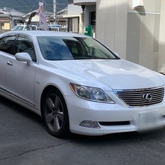 乗って帰れます！今月限定価格‼️LS460 バージョンS 車検あり