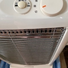 ハロゲンヒーター　美品‼️ 箱ありの画像