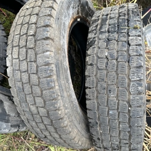 中古スタッドレス145R12LT4️⃣山