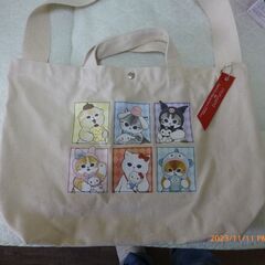 🔚【新品未使用】モフサンド　サンリオ　トートバッグ　ショルダーバ...