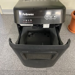 ジャンク品　フェローズシュレッダー