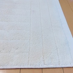 ニトリ　バスマット　白　起毛　無地　NITORI  104の画像