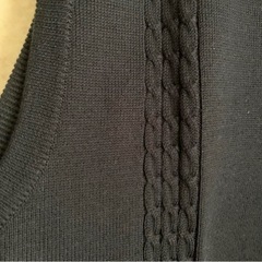 新品未使用　ニットベスト　の画像