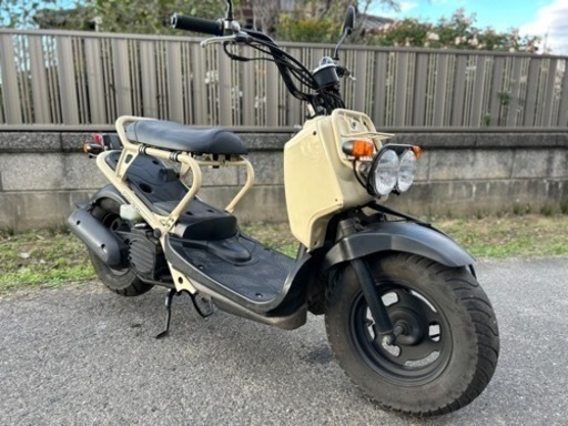 ☆ズーマー50.低燃費4スト！バッテリー・エアクリーナー・シートなどなど新品交換^_^キャブレーターオーバーホールで快調！50cc原付スクーター☆