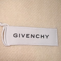 ☆お値引可能☆【新品未使用品】GIVENCHY 膝掛け (カシミヤ100%)の画像