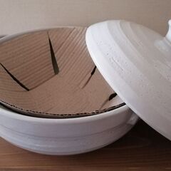 鍋（新品未使用品）4〜5人家族向けサイズの画像