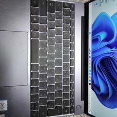 ファーウェイパソコンMatebook 13 2020 美品の画像