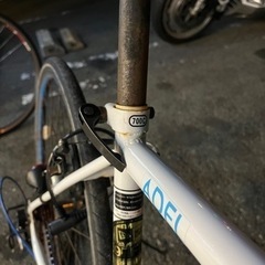クロスバイク　中古　鍵付き　ライト付きの画像