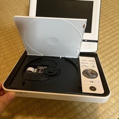 ポータブルDVDプレイヤーの画像
