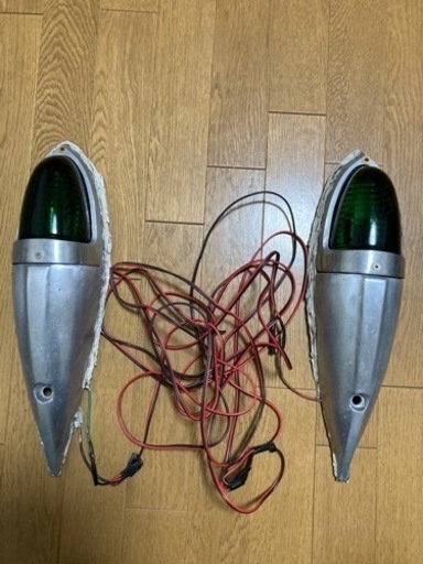 トラックの部品