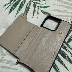 iPhone13Pro専用ショルダーケースの画像