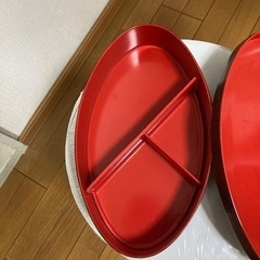 お弁当箱の画像