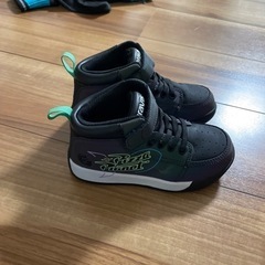 gravis ピクサーコラボシューズ　17cmです。の画像