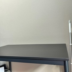 IKEA ダイニングテーブルの画像