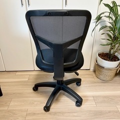 オフィスチェアの画像