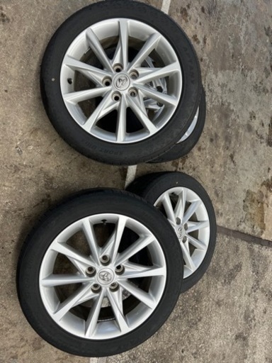 プリウスα17インチ純正ホイール、タイヤセット