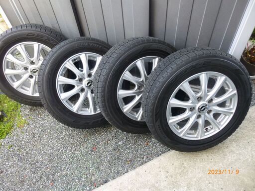 スタットレスタイヤダンロップ　ＤＳＸ－２　195/65r15　スタットレスホイル付き