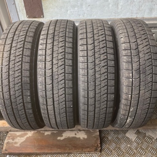 極上タイヤ　BRIDGESTONE ブリヂストン　ブリジストン　VRX2 155/65R14 スタッドレス　タイヤ　2018年製　14インチ
