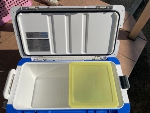 ダイワ　クーラーボックス　Sタイプ　35L