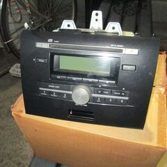 スズキ　ワゴンＲ用純正オーディオ　ＣＬＣＲ22
