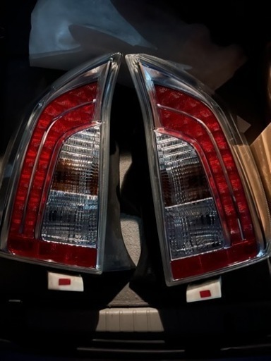 30プリウス 後期純正テール