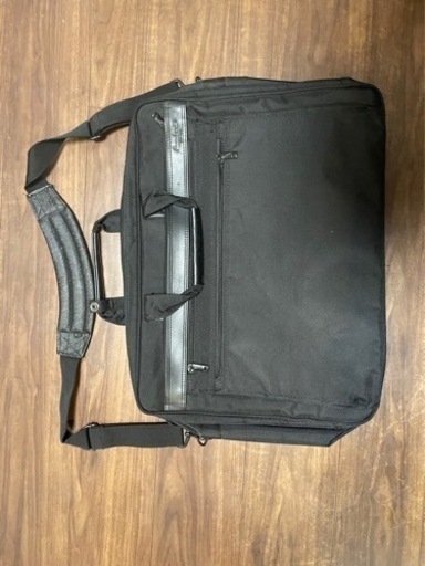 Fumbert ビジネスバッグ