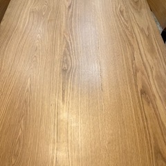 ダイニングテーブルの画像