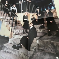 【NiziU】Press Play / Paradise 無料であげますの画像