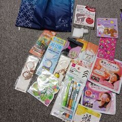 新品中古まとめてでお願いしたいです。の画像