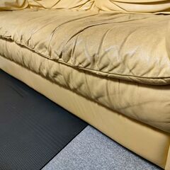 【無料】NATUZZI ソファ　お譲り致しますの画像