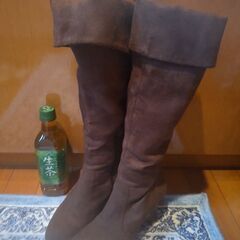 美品　2回の使用です。22.5センチ　こげ茶　ロングブーツ