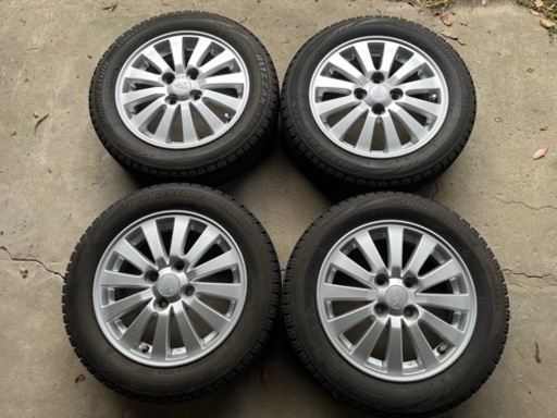 ダイハツ純正14インチ　スタッドレスタイヤ