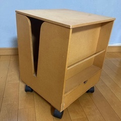 新聞紙ストッカー