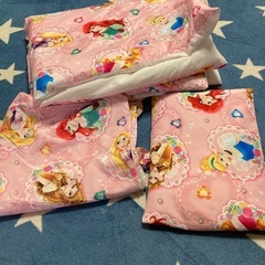 保育園お昼寝布団　ディズニープリンセスの画像