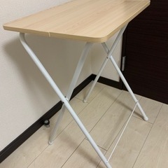 折りたたみサイドテーブル