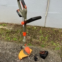 電動草刈り機