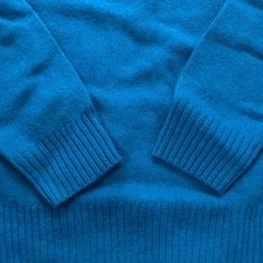 【新品】UNIQLO レディースセーター　Mの画像
