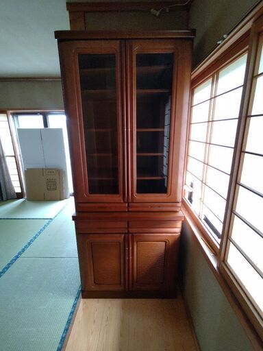 食器棚、サイドボード