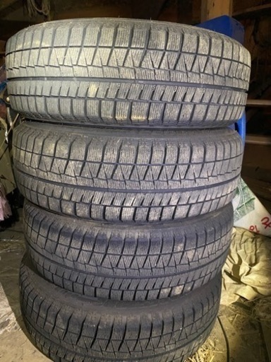 ブリヂストン　スタッドレスタイヤ