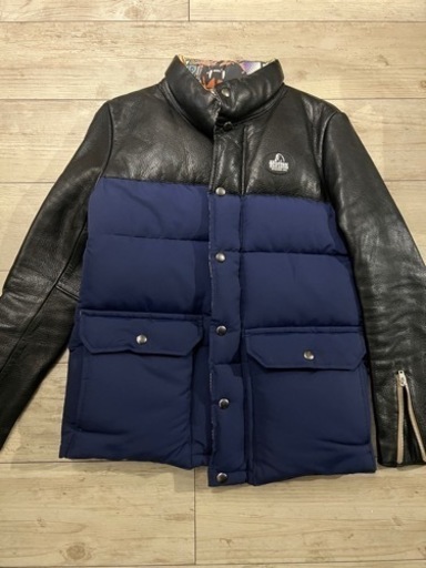 中古でも39800円相場くらいのヒステリックグラマーのダウンジャケット