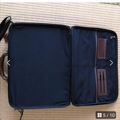 ビジネス出張カバンの画像